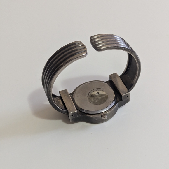 #58 - MSJ Quartz Watch Silver - Picture 5 of 7